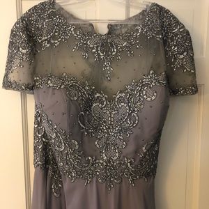 Mother of the bride/ Evening gown